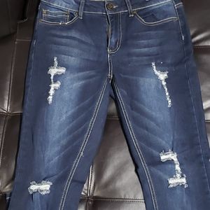 💜Distressed Dark Wash Jeans💜